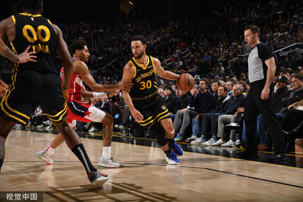 会根据他的 会根据他的